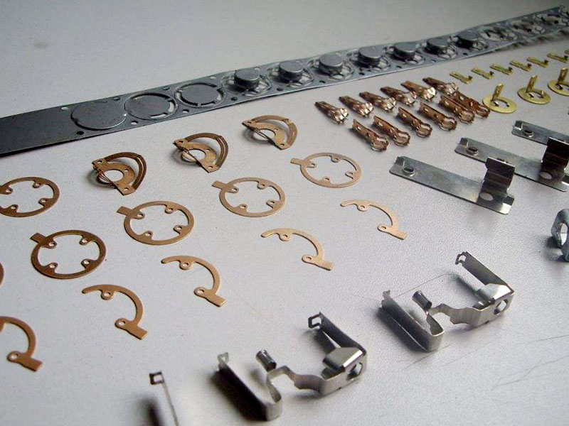 五金加工好不好學(xué)？還是非常快的！