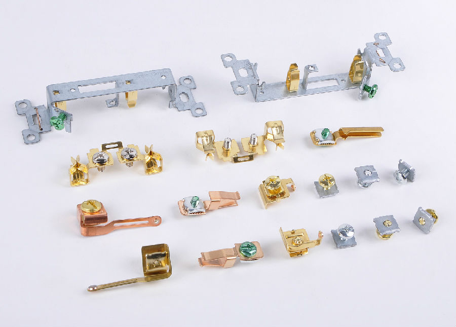 五金沖壓加工件表面出現(xiàn)凸包缺陷的原因是什么？解決方法！